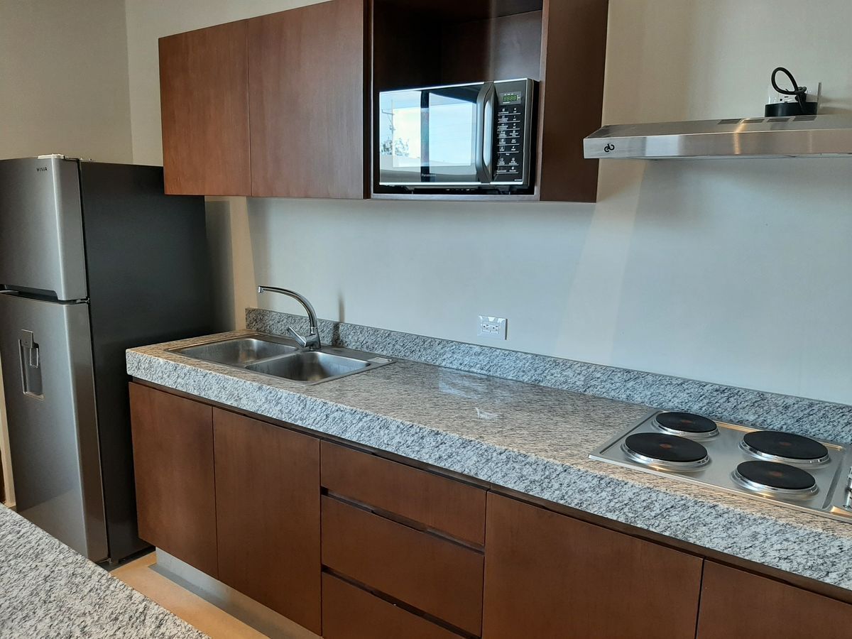 5 de 13: Cocina equipada