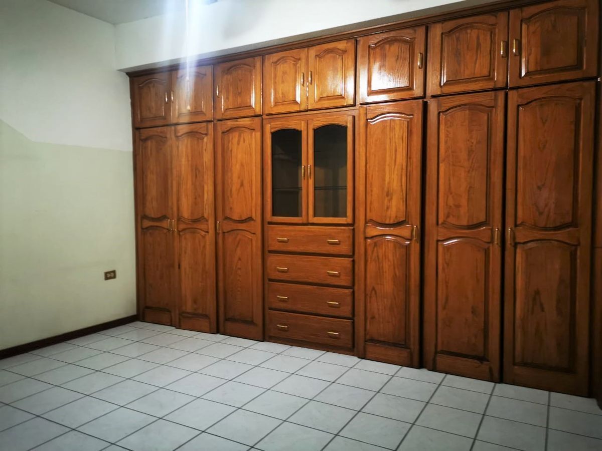 5 de 9: Recamara planta baja