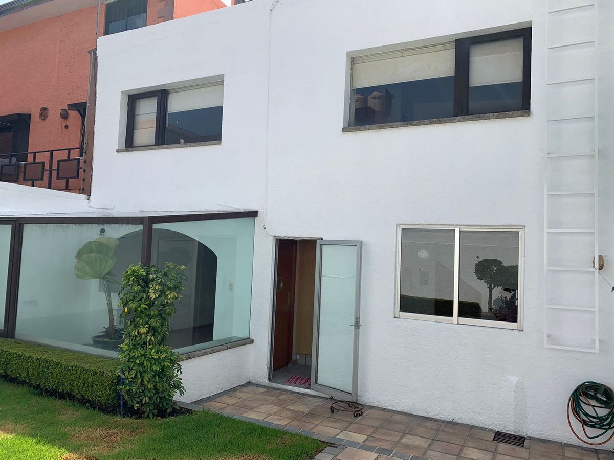 7 de 14: Fachada exterior