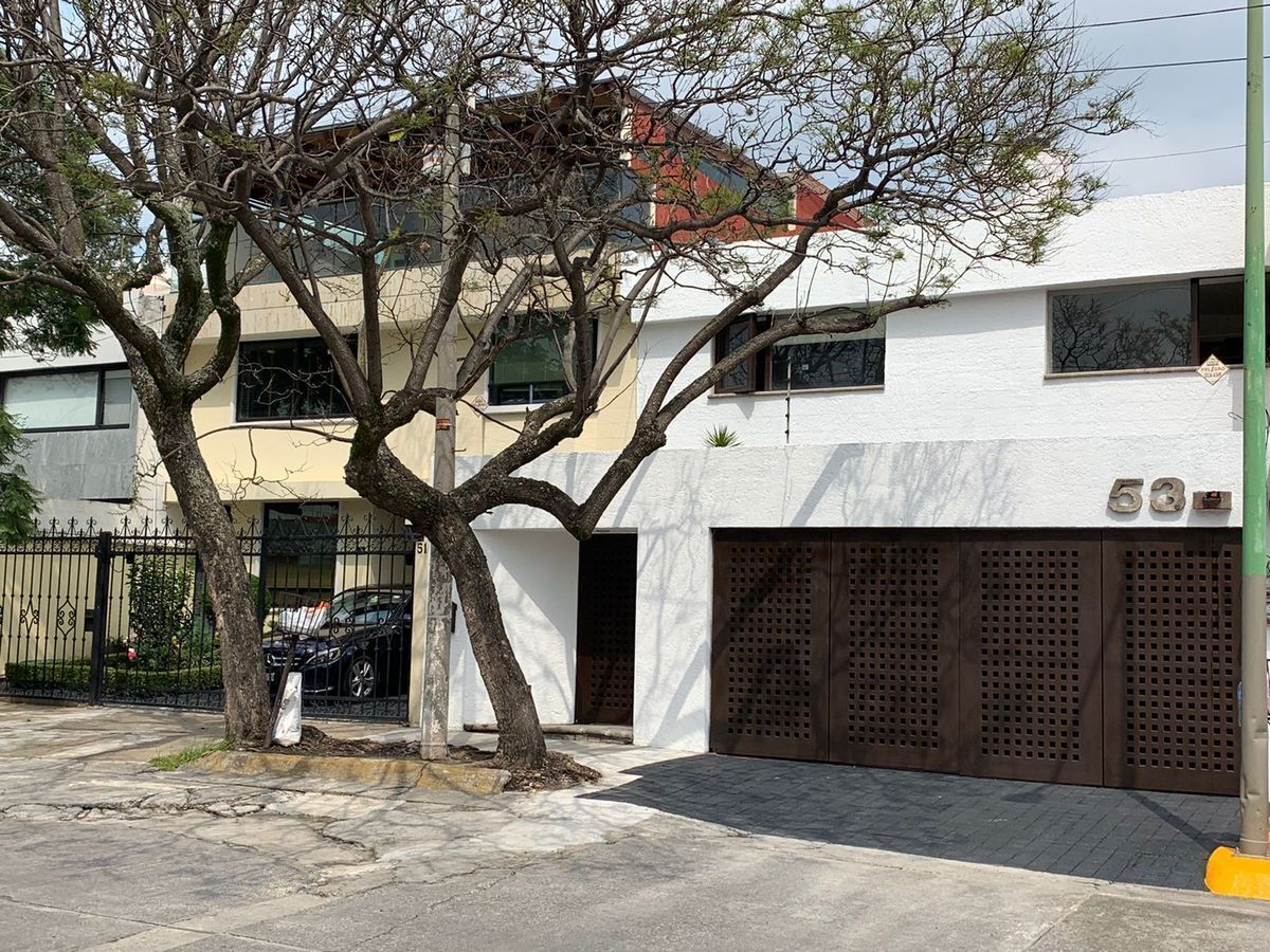 2 de 14: Fachada