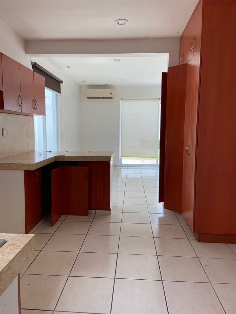 Casa en Residencial Bosque Real, Villa de Alvarez, foto 6 de 13