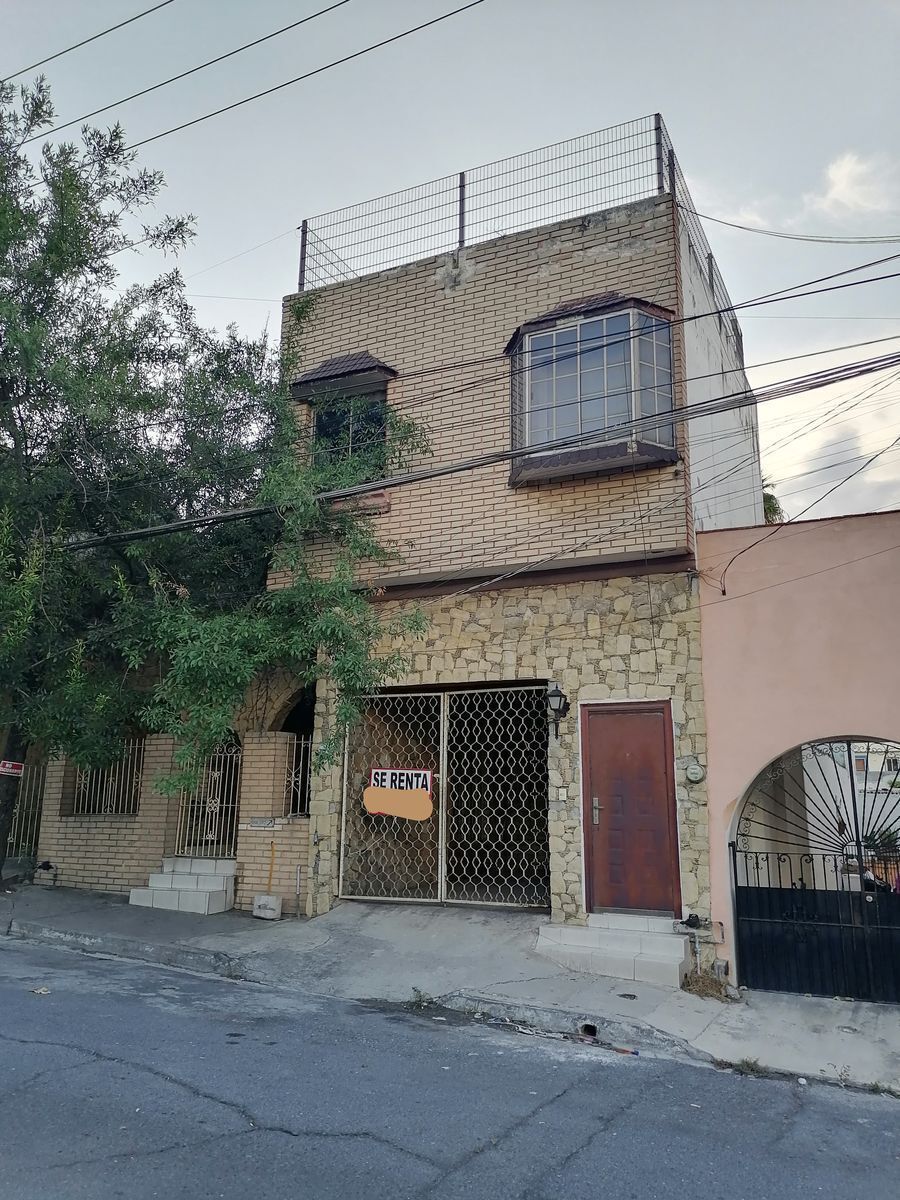 Casa Renta Centro de Mty, excelente ubicación $ 19,800.00