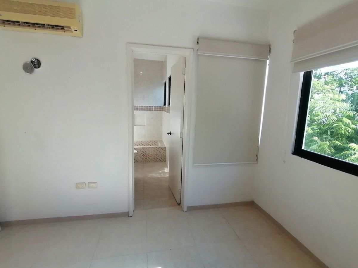 Casa en Cocoyoles, Mérida, foto 3 de 16