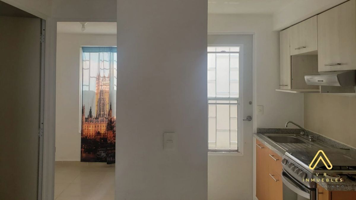 3 de 11: Vista de
.Medio baño
-  Estudio o 3ª recámara
- Cocina 