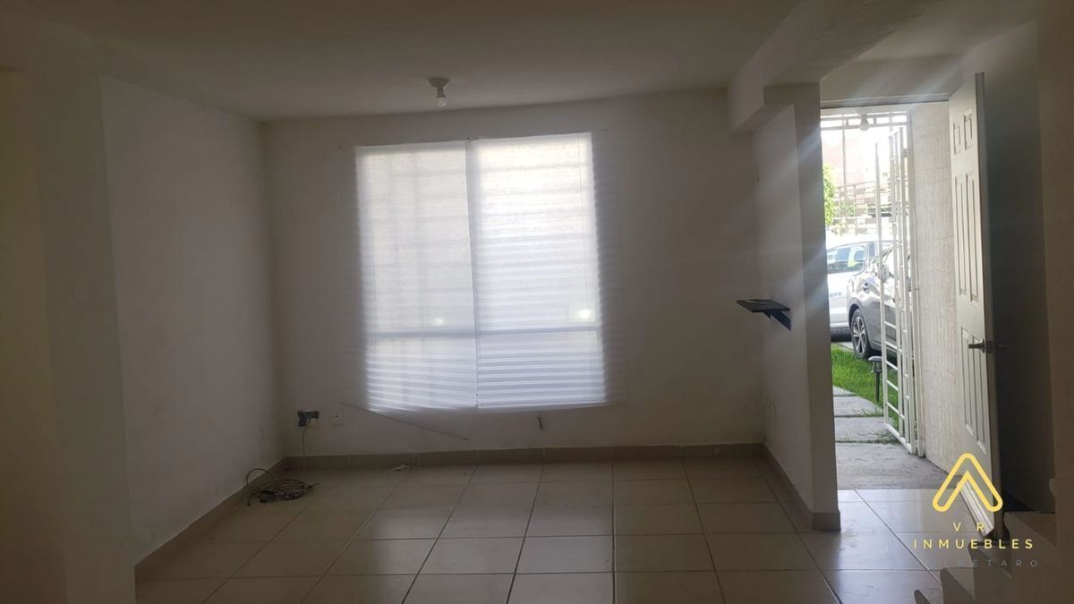 2 de 11: Sala - comedor