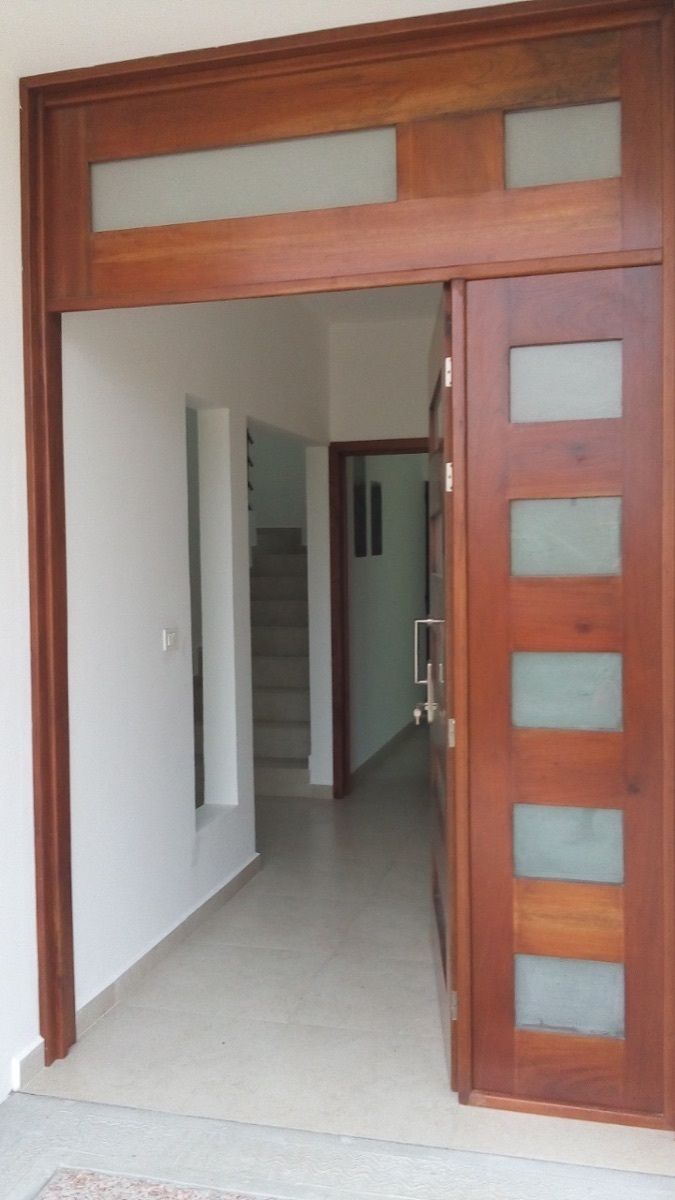 16 de 17: PUERTA PRINCIPAL