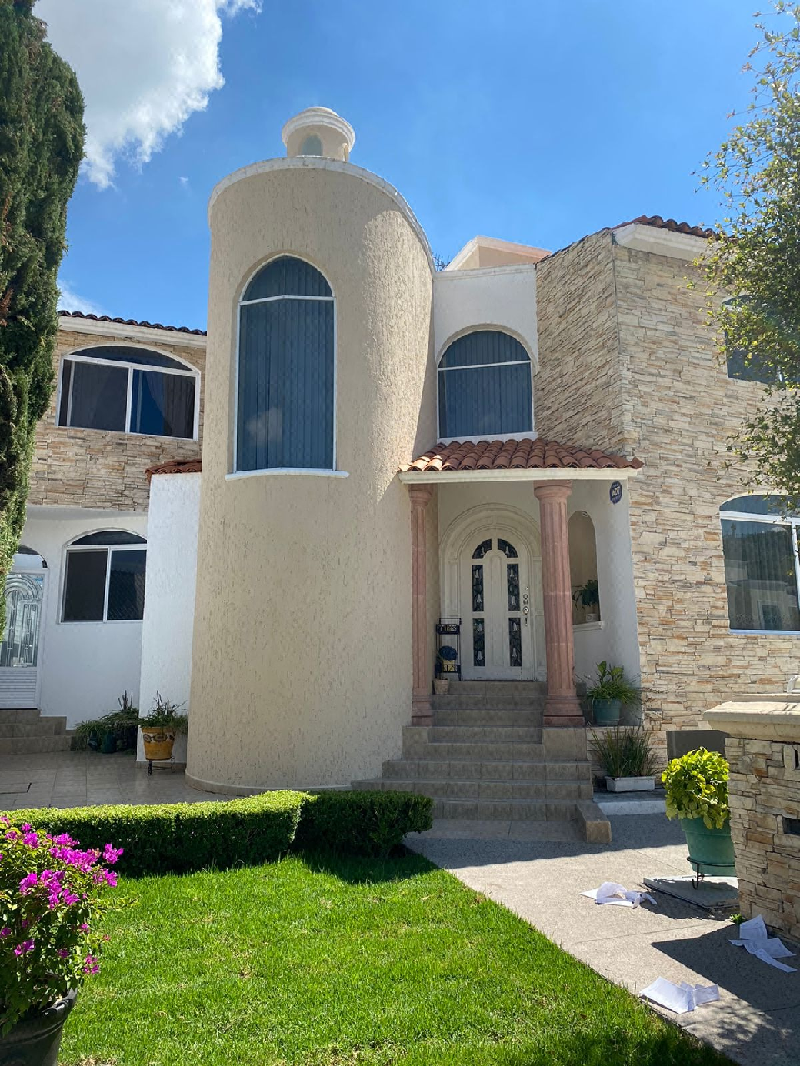 Casa en Venta Sobre Av. Constituyentes, Queretaro