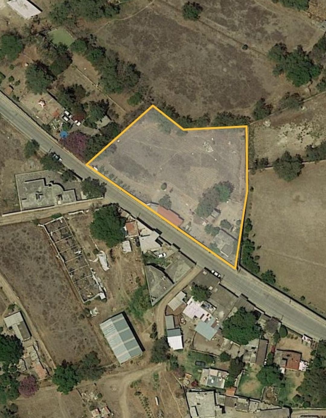 2 of 14: Dimensión sombreada de la propiedad.