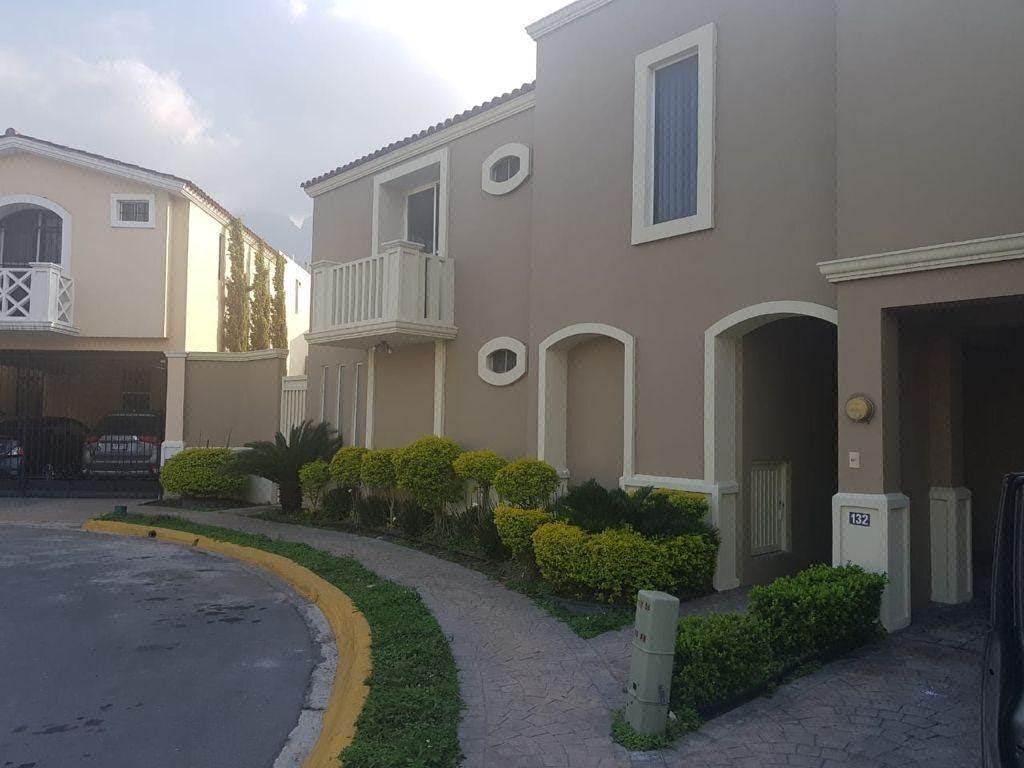 Casa en Venta en Cumbres Monterrey