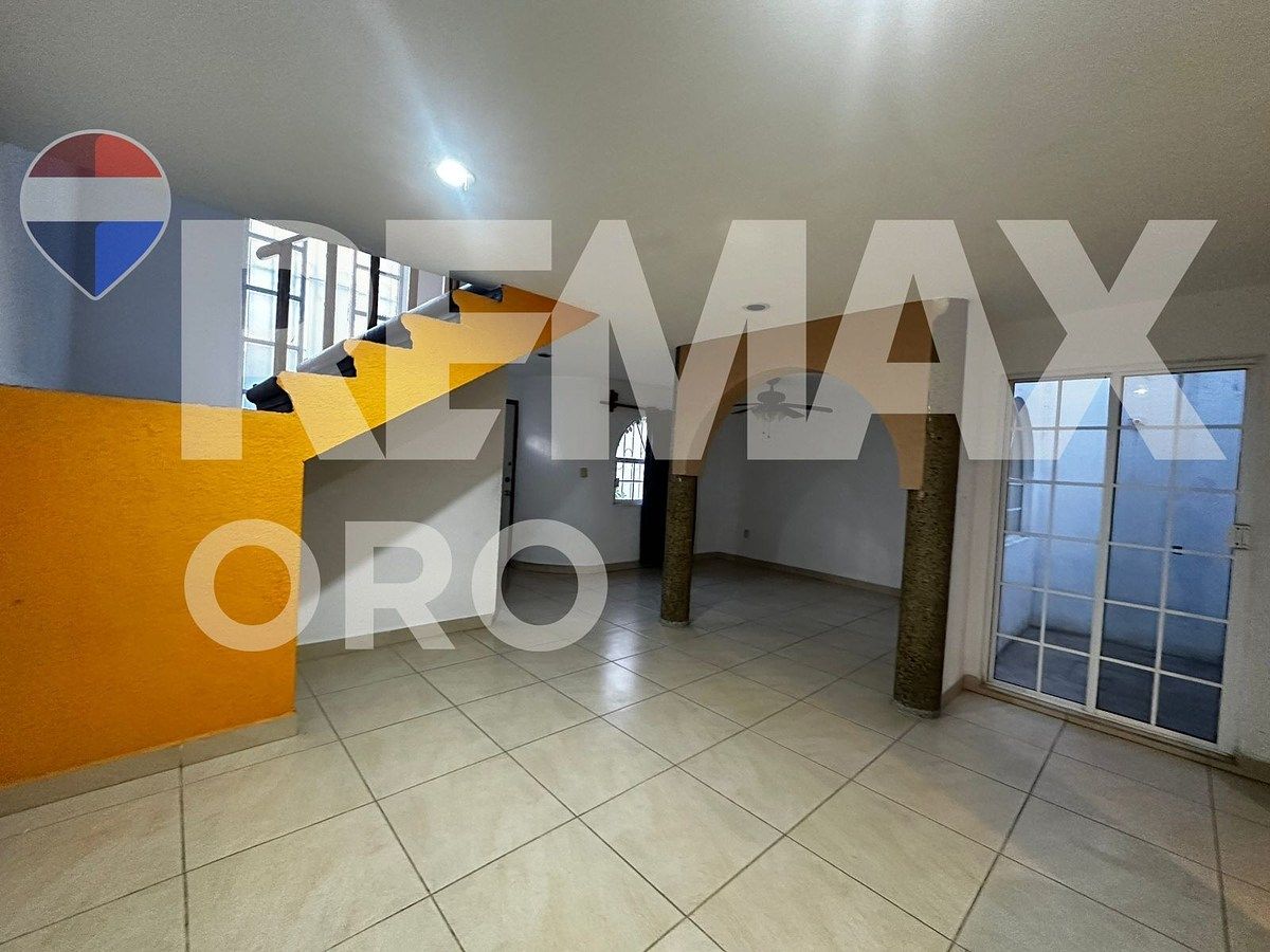 House in Gated Community in Carolina, Querétaro, photo 2 of 44