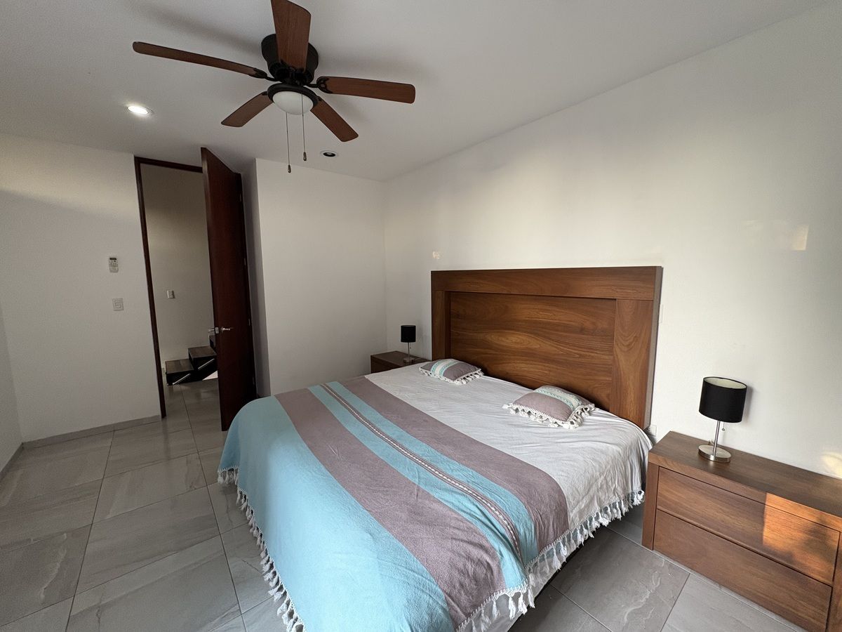 15 de 27: Habitación principal