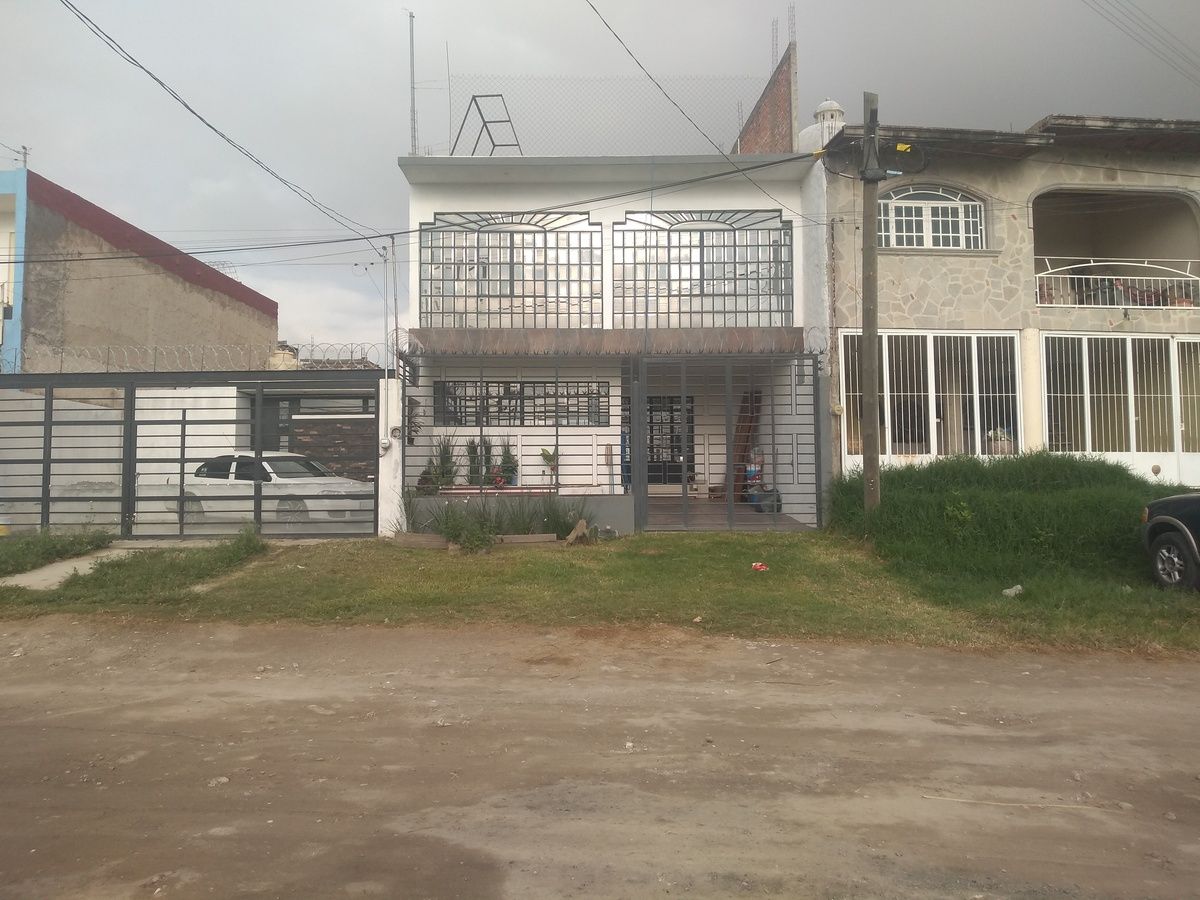 Hermosa Casa En Jardines Del Vergel Zapopan Jalisco, 122 M², $... -  Allproperty