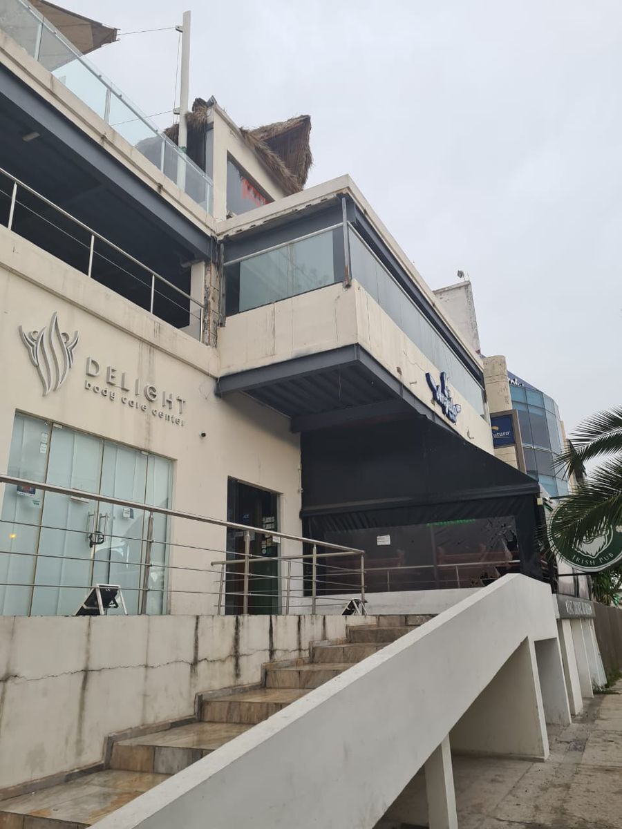 Comercial en Zona Plateada