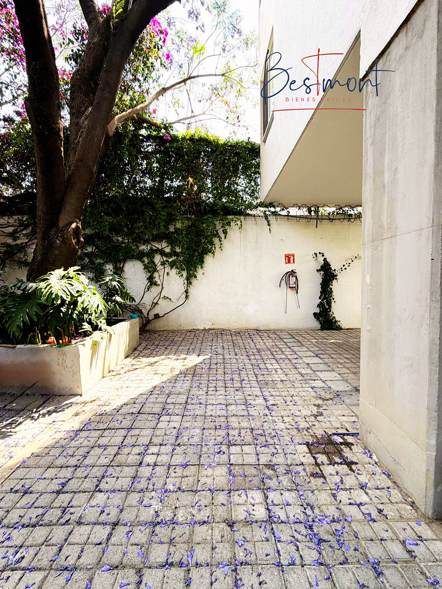 18 de 27: Cajón de estacionamiento 2