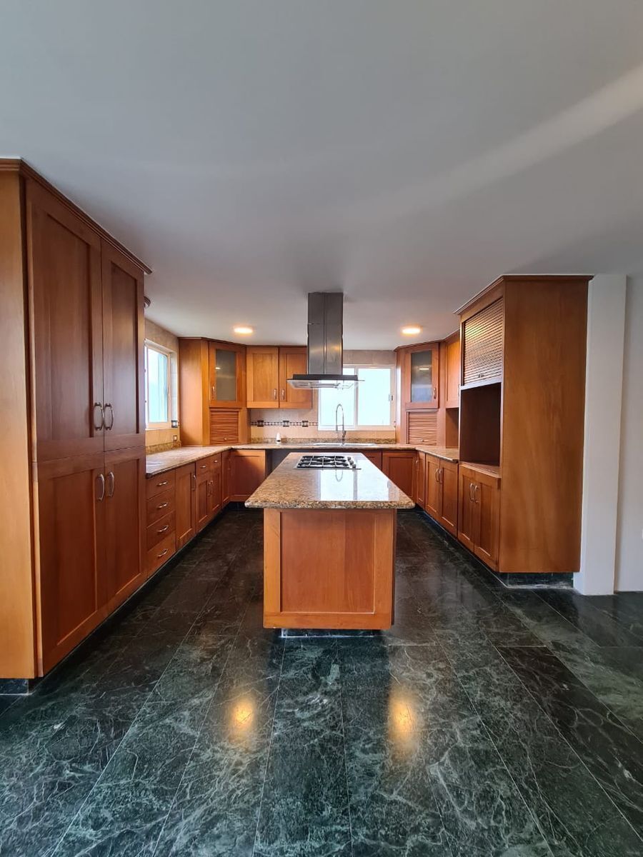 14 de 42: COCINA INTEGRAL