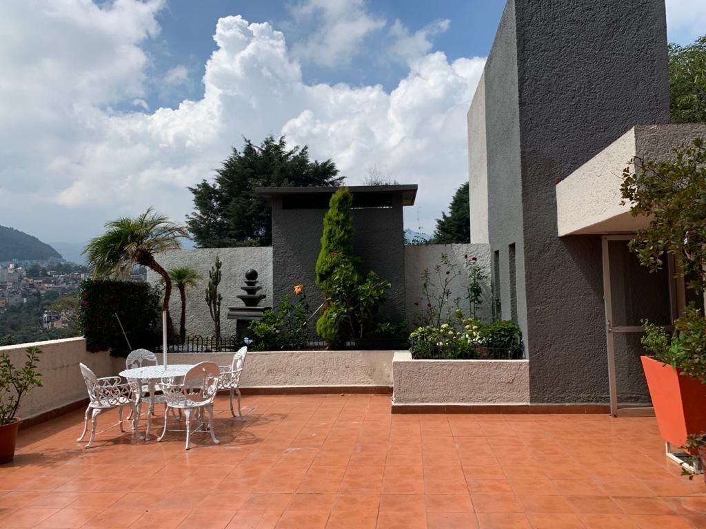 2 of 34: ROOF GARDEN