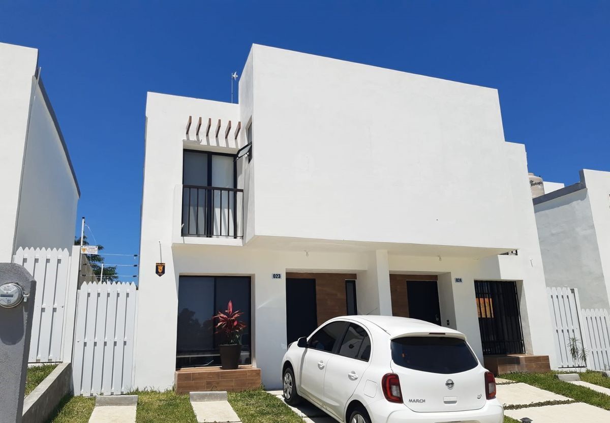 CASA AMUEBLADA EN RENTA EN BERRIOZABAL, BOSQUES DEL SAYAB | EasyBroker