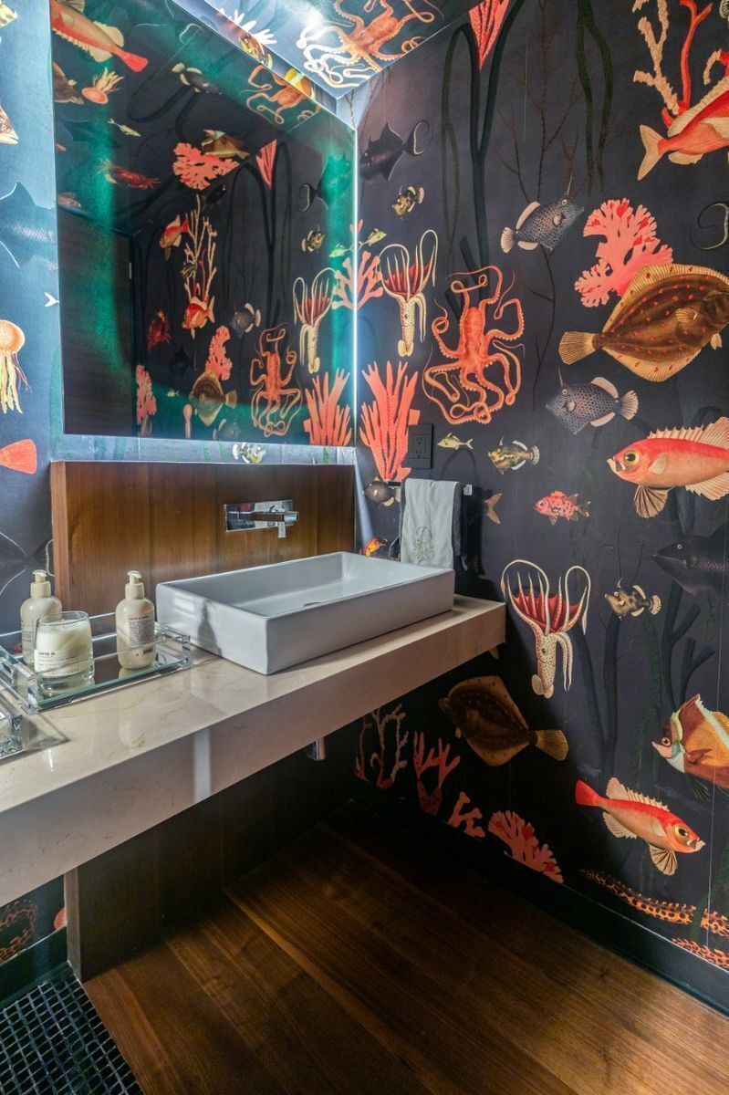 21 de 38: Baño de visitas