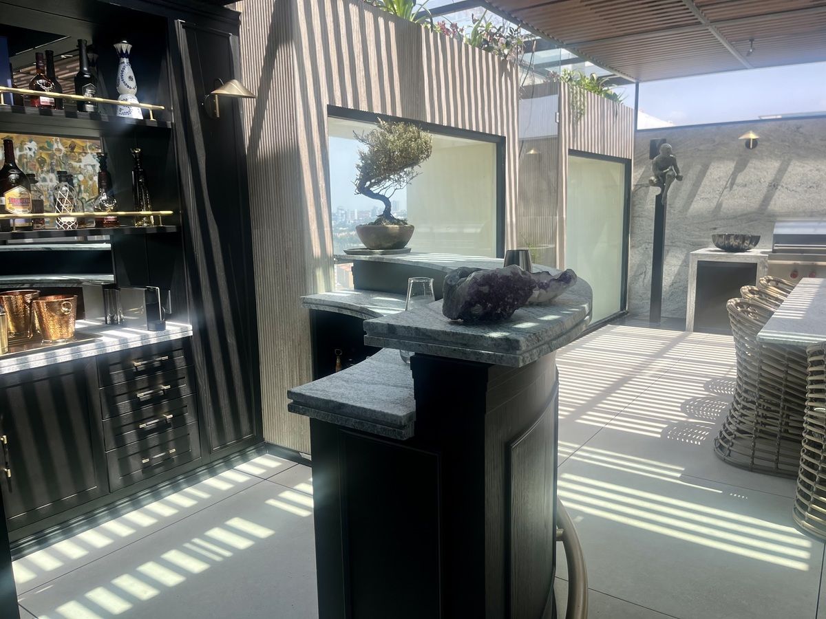32 de 38: Bar del roof garden