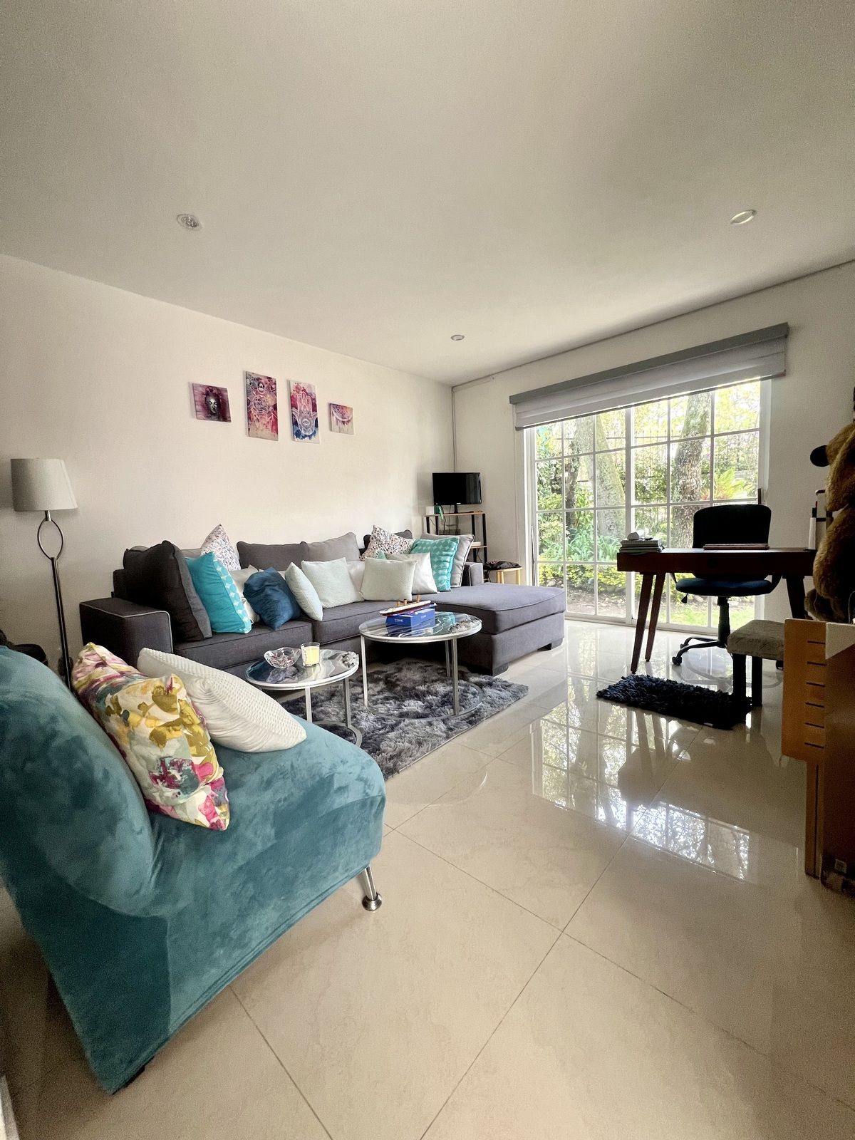 Estudio, con muebles, foto 8 de 36