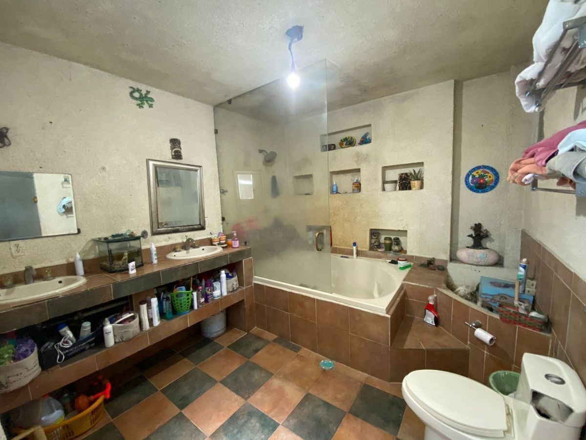 6 de 8: Baño principal