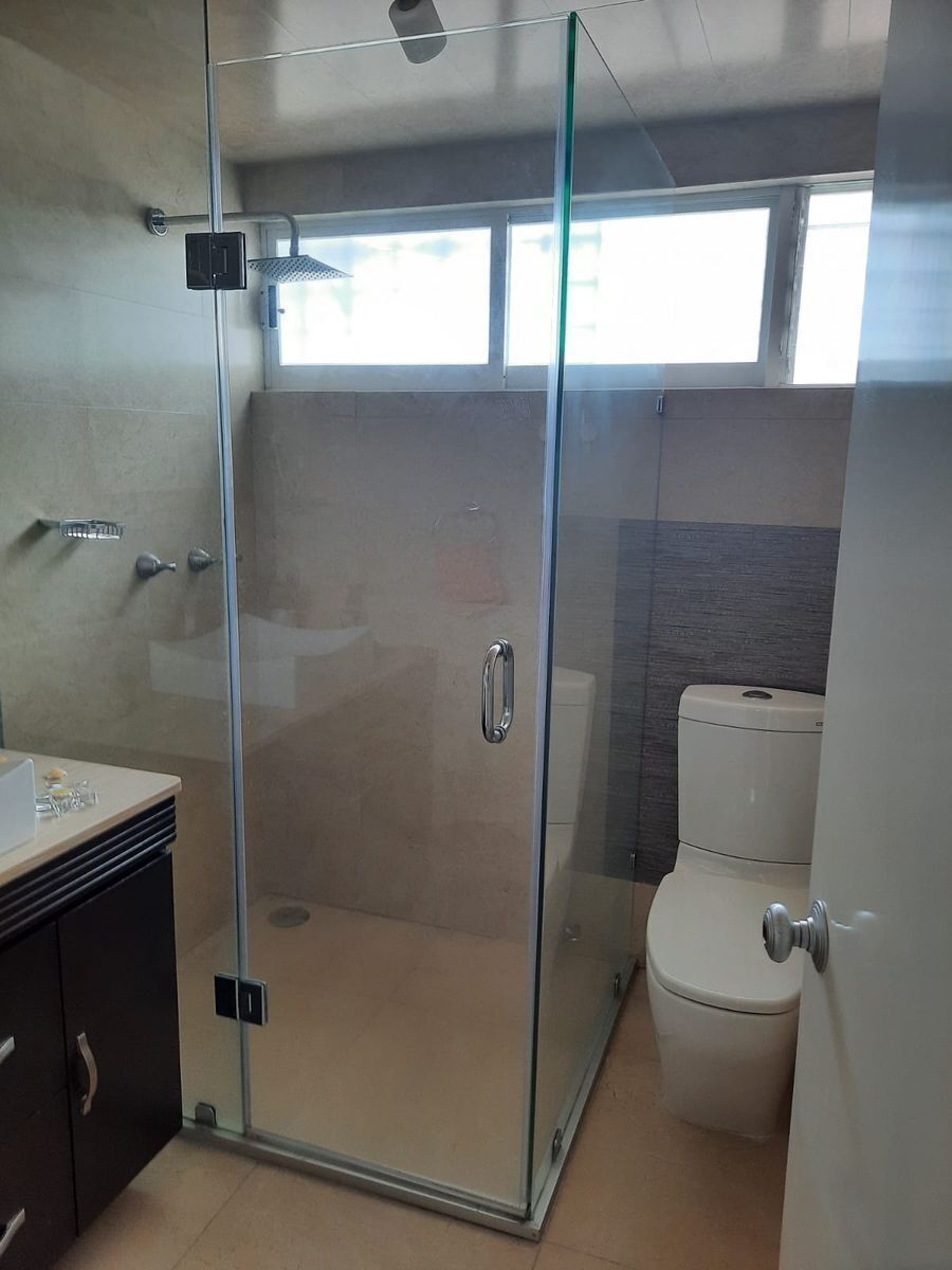 baño completo, foto 19 de 50