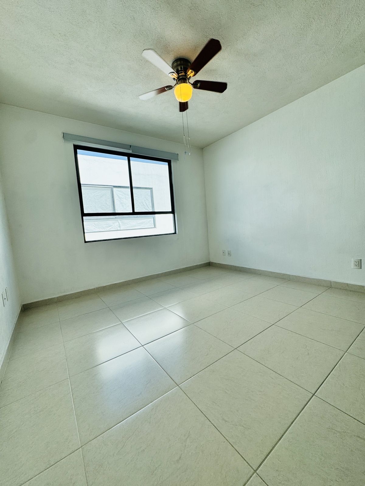 20 de 39: RECAMARA SECUNDARIA 1