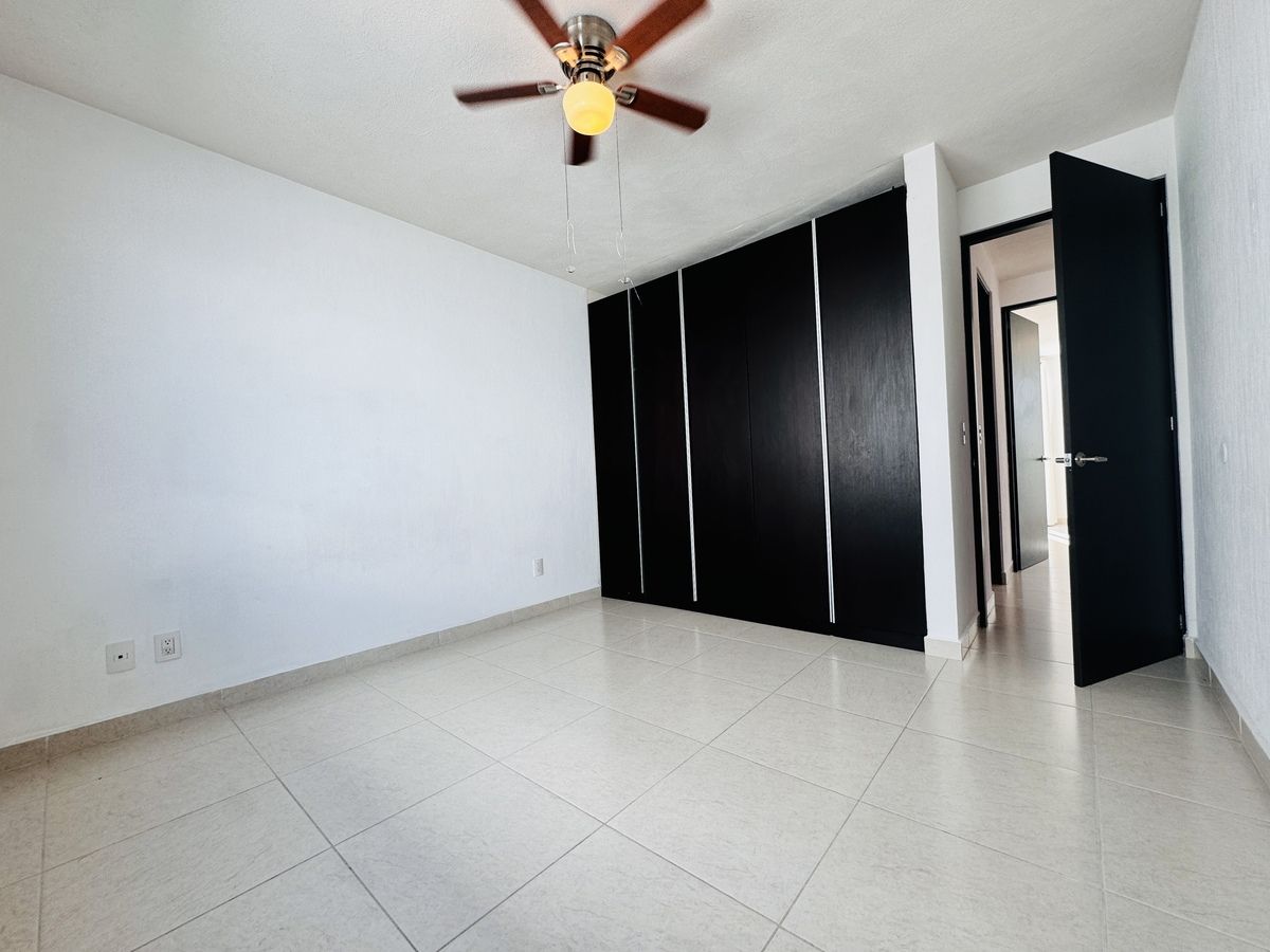 21 de 39: RECAMARA SECUNDARIA 1