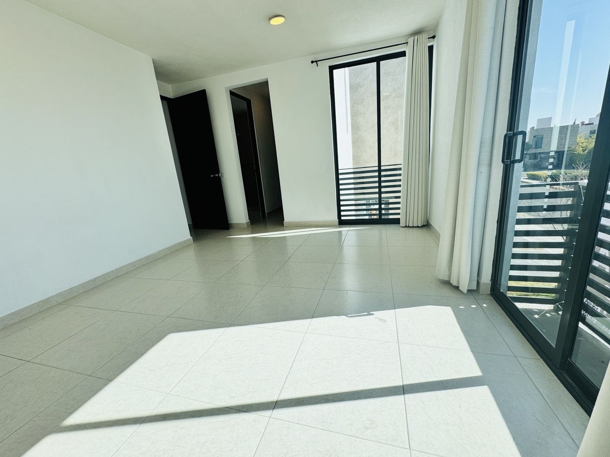 15 de 39: RECAMARA PRINCIPAL