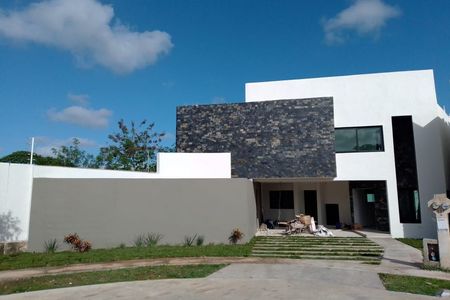 RESIDENCIA EN PARQUE NATURA CON 4 HAB, PISCINA, SALA TV