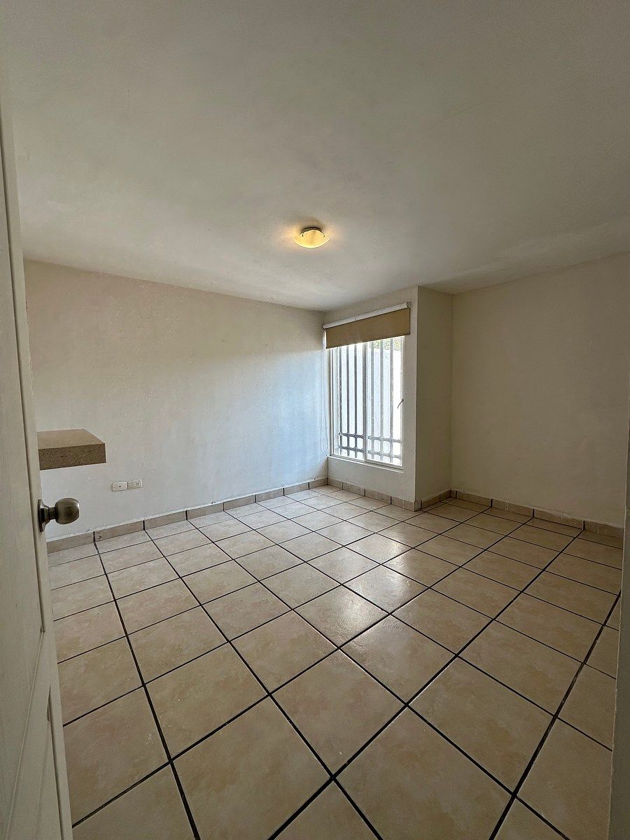 Casa em Colinas del Saltito, Durango, foto 5 de 29