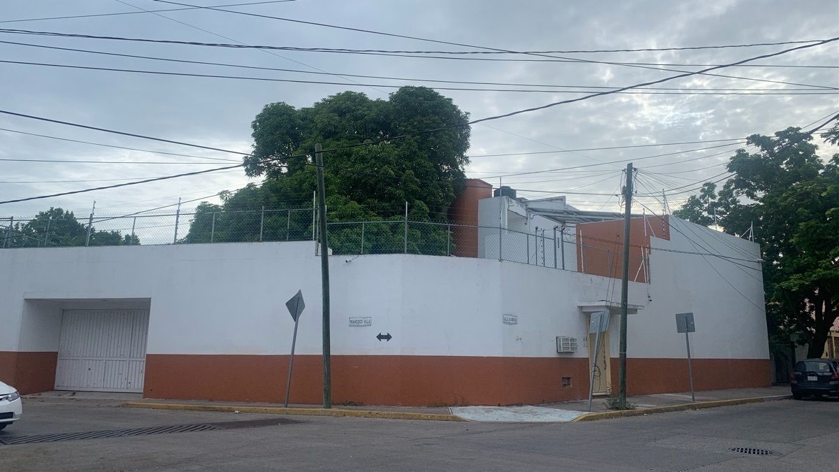 Casa em Privada com Piscina Av Las Américas, foto 1 de 8