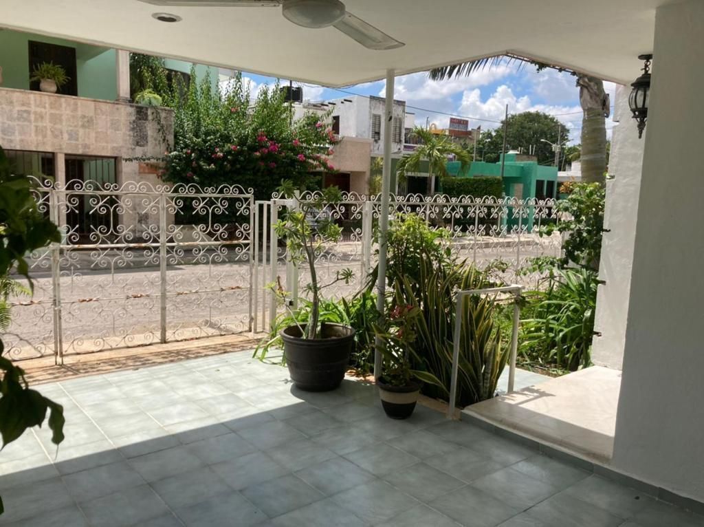 CASA EN RENTA EN FRACCIONAMIENTO SEÑORIAL, MERIDA