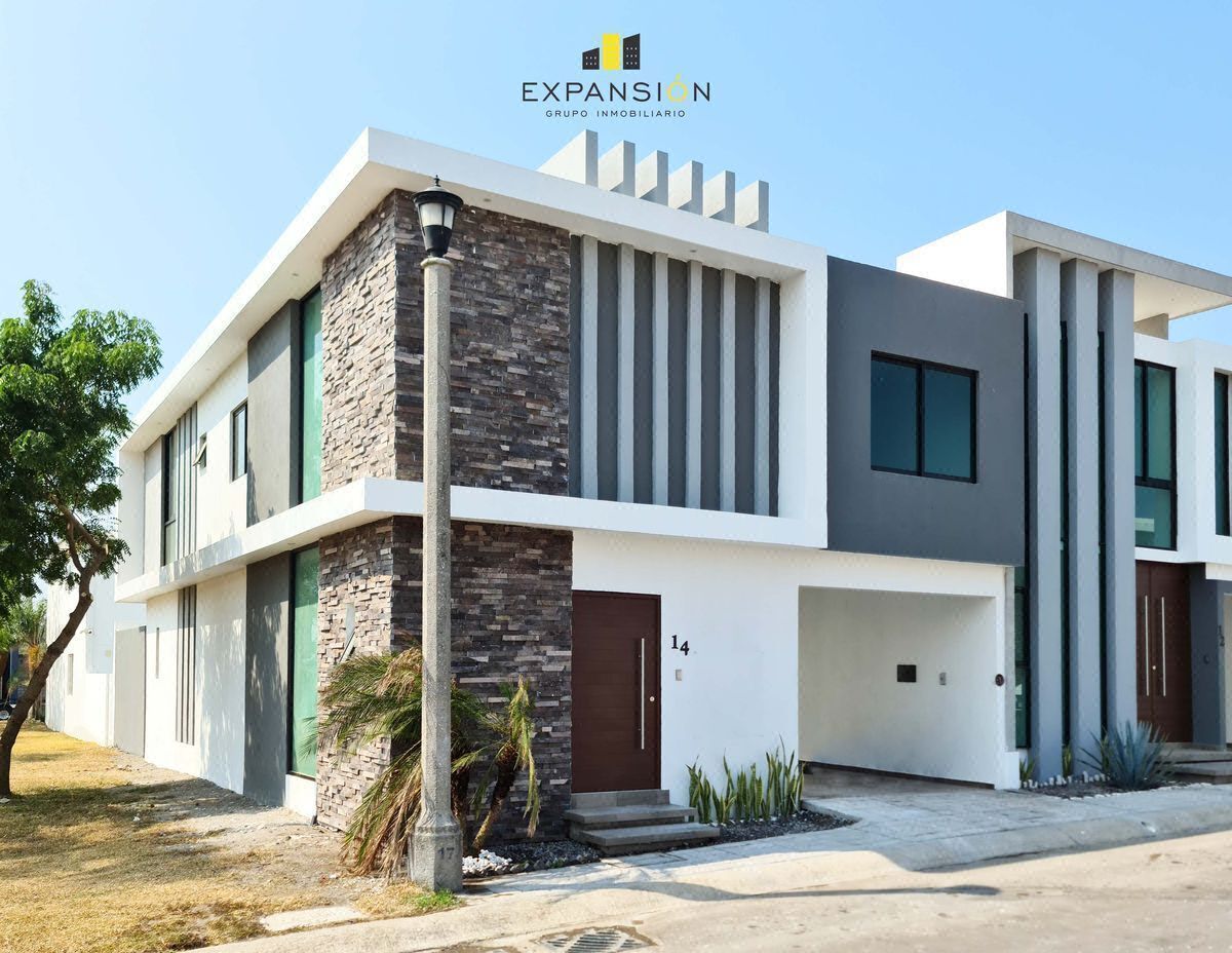 Casa en preventa, 3 hab, alberca, bodega, asador. Lomas Residencial, Veracruz