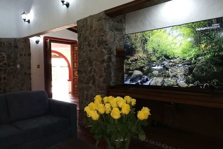 EB-IU8034