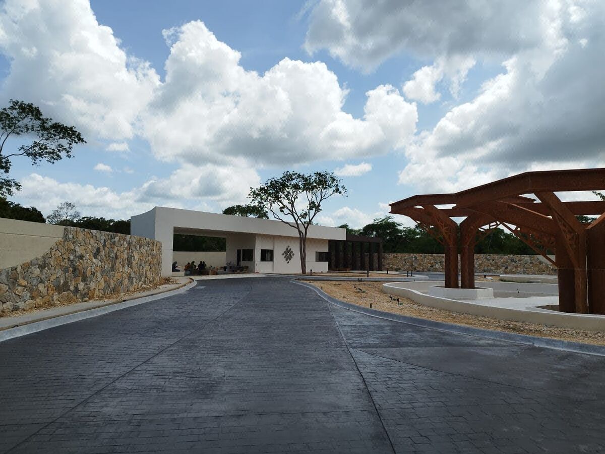 Terrenos en Venta en Merida Privada, Cerca de la Playa de Chuburná