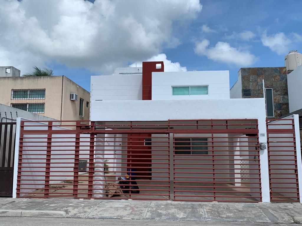 VENTA!!!Excelente Oportunidad, Casa Amueblada en Altabrisa Mérida, Yucatán.