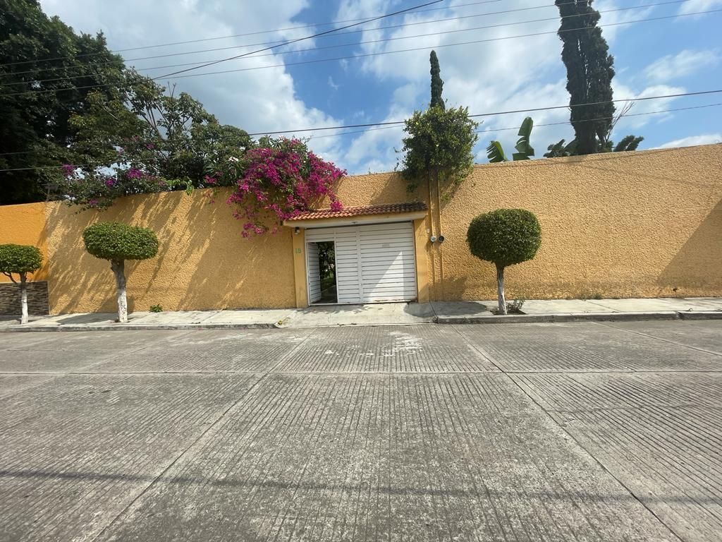 4 de 37