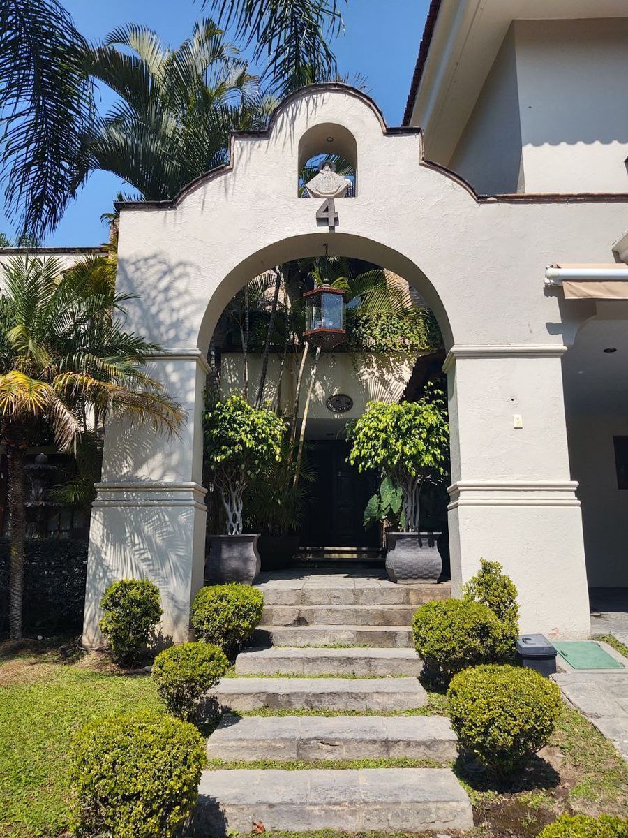 10 de 36: Entrada principal
