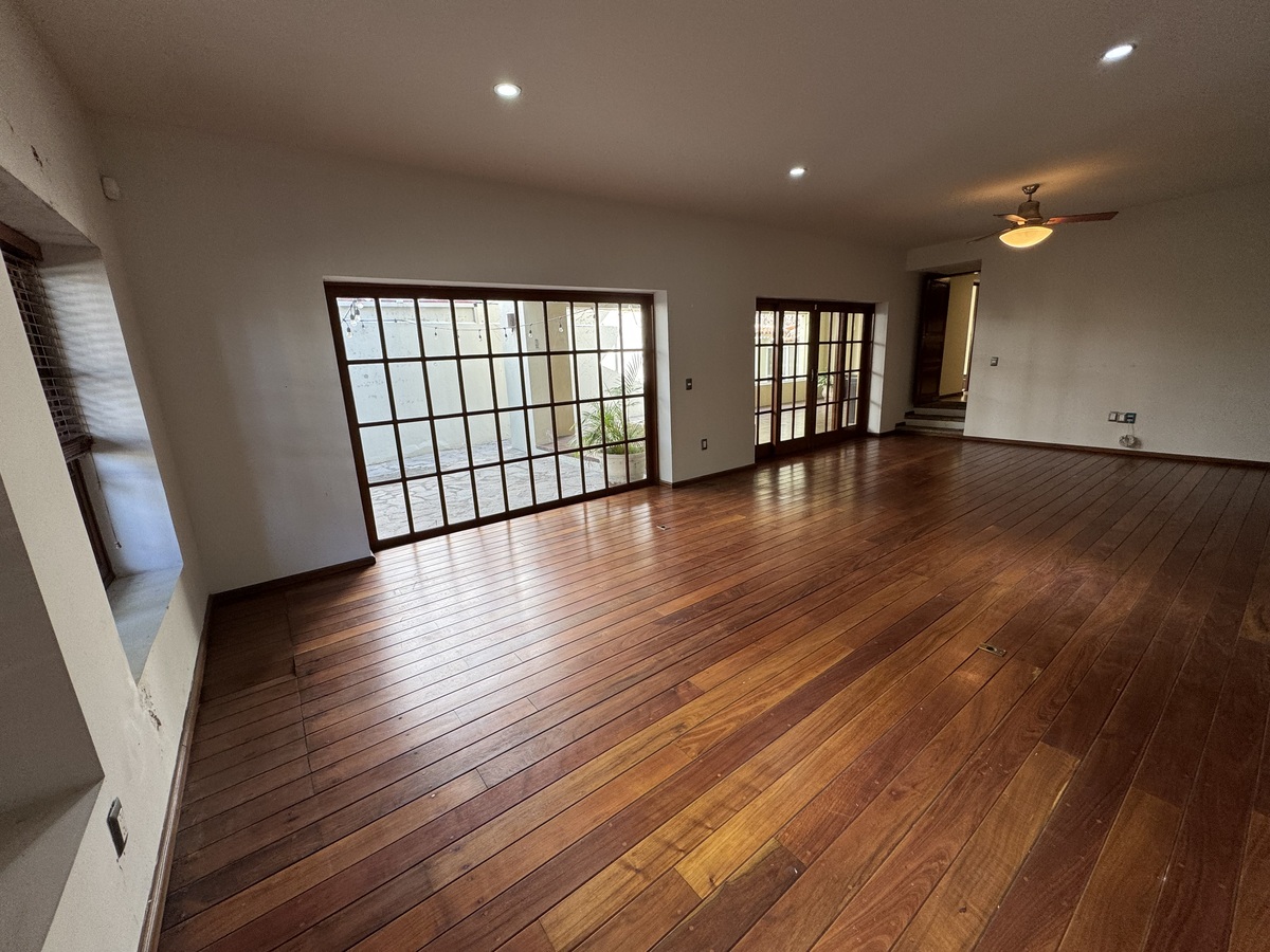 13 de 41: Sala-comedor