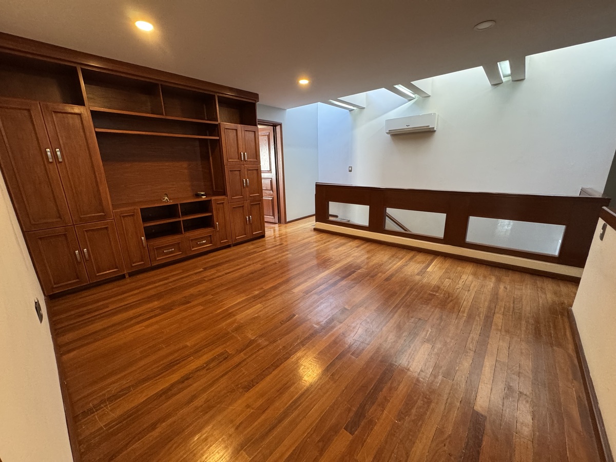 26 de 41: Estar de TV