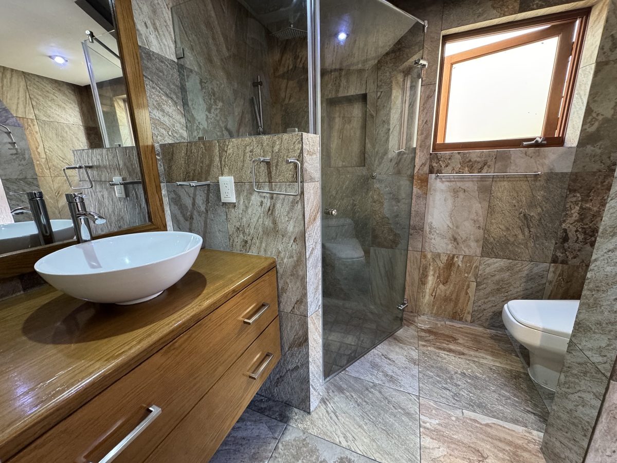 35 de 41: Baño completo rec secundaria #1