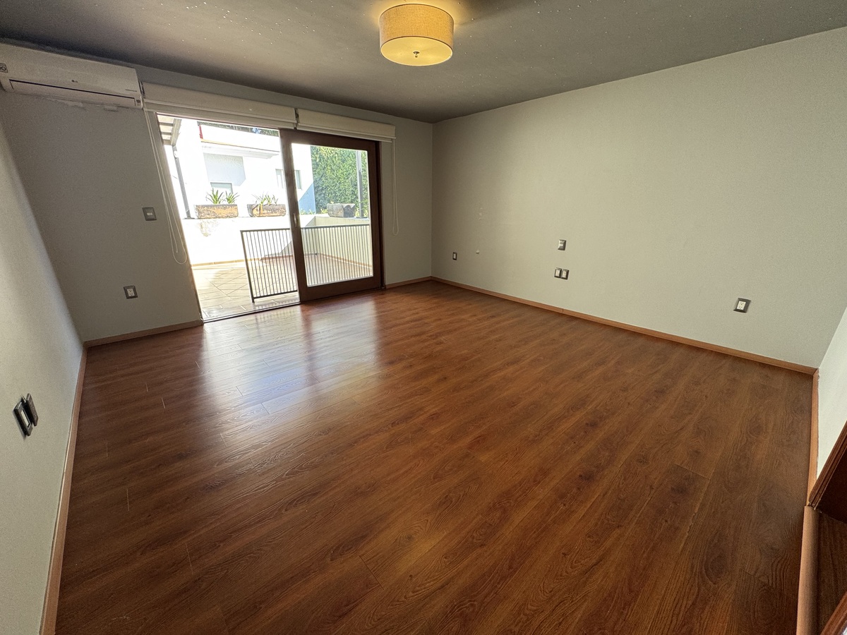 36 de 41: Recámara secundaria #2