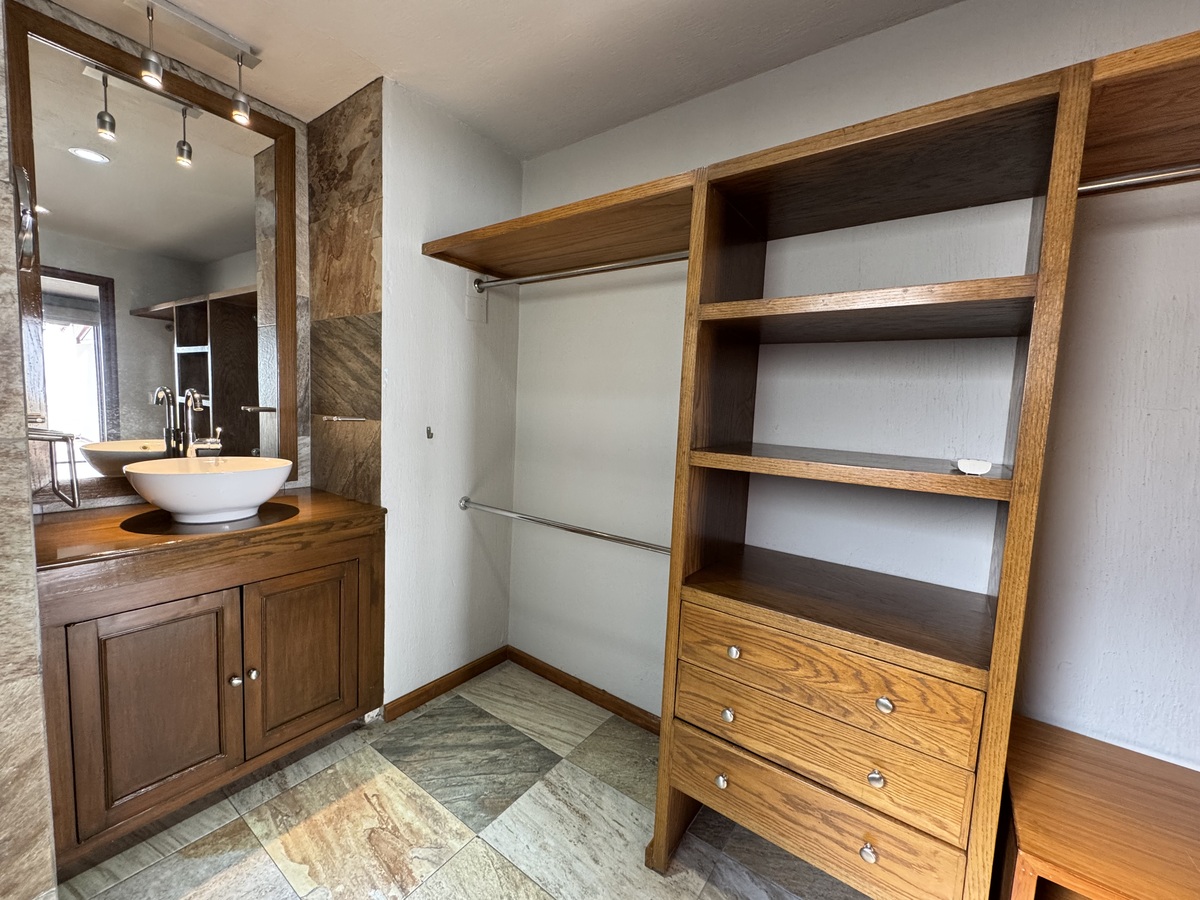 39 de 41: Baño completo rec secundaria #2