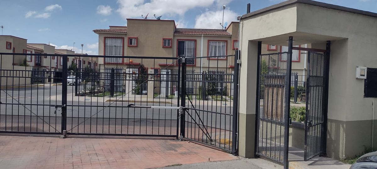 En venta casa de 3 recámaras, Punta Palermo, Tecámac