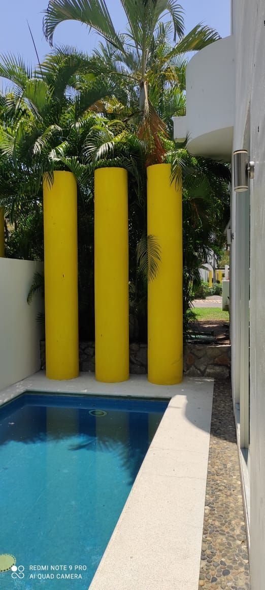 4 de 18