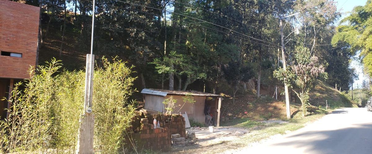 Bonito Terreno 800 mts2 cerca de Plaza Briones, Coatepec, Veracruz, foto 1 de 11