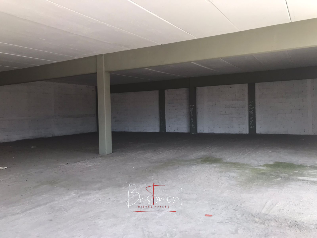 13 de 25: Local en Planta Baja