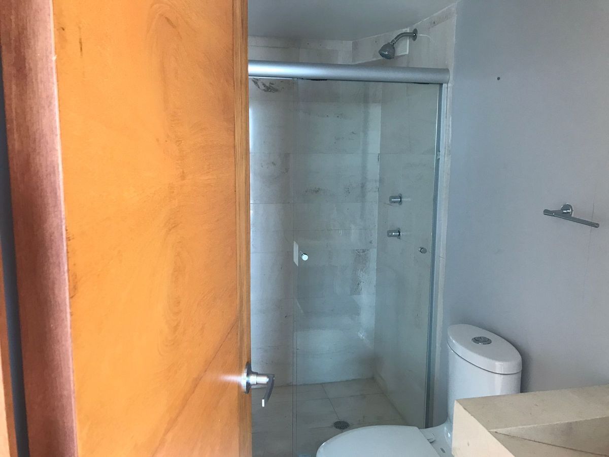 5 de 29: Baño completo visitas
