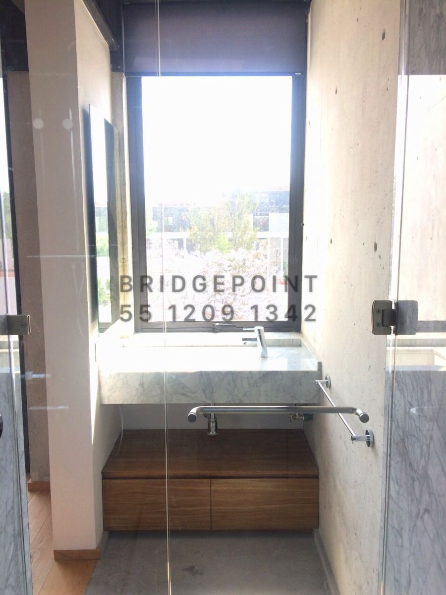 22 of 27: BAÑO COMPLETO DE LA RECÁMARA PRINCIPAL CON DOBLE REGADERA